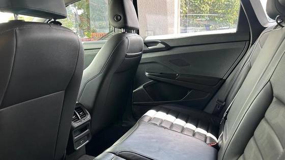 VOLKSWAGEN TAOS 1.4 250 TSI TOTAL FLEX HIGHLINE AUTOMÁTICO